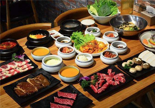 龟锅烤肉加盟 餐饮创业的新蓝海，值得投资吗？